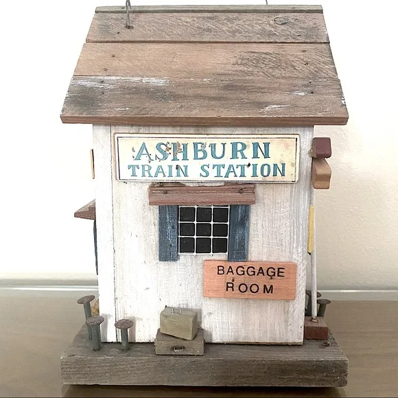 Vintage Handmade Ashburn Train Station Wooden Birdhouse - Picture 4 of 6